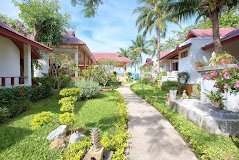 The Cosy Maenam Beach Resort